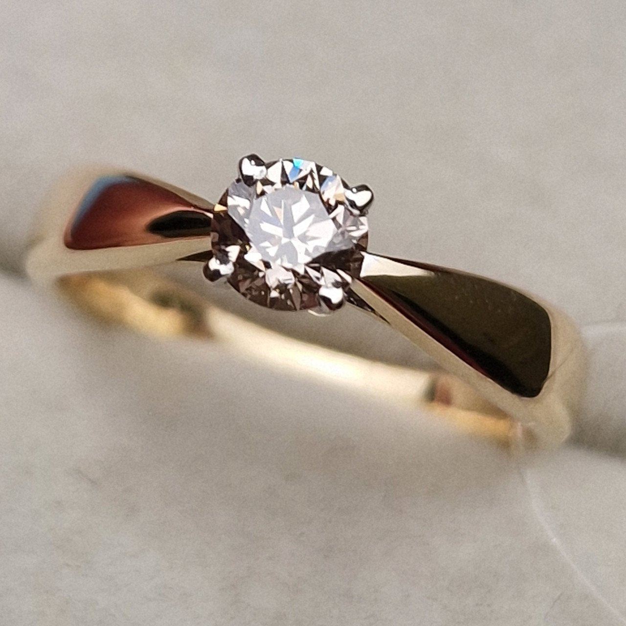 Кольцо Deimantas 98703368 16,5р 3,22гр 0,43ct. купить,NaN