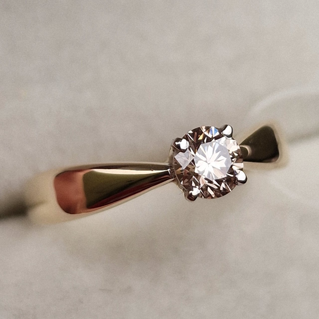 Кольцо Deimantas 98703368 16,5р 3,22гр 0,43ct. купить,NaN