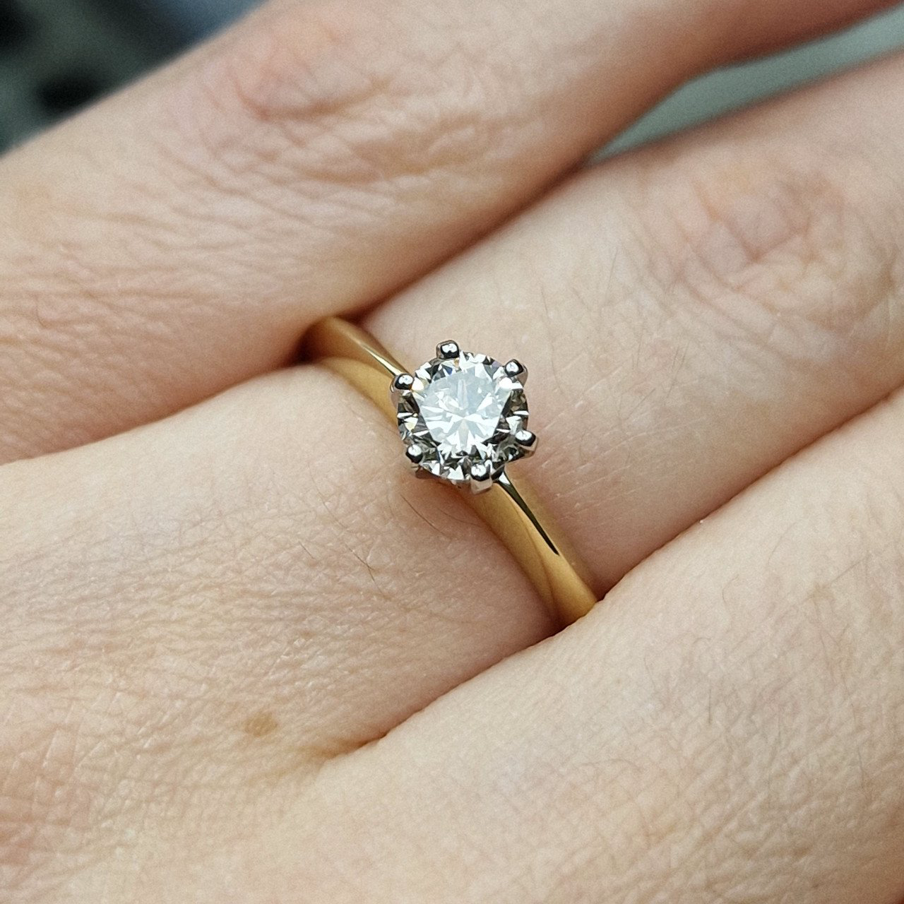 Кольцо Deimantas 98703366 17,5р 2,152гр 0,62ct. купить,NaN
