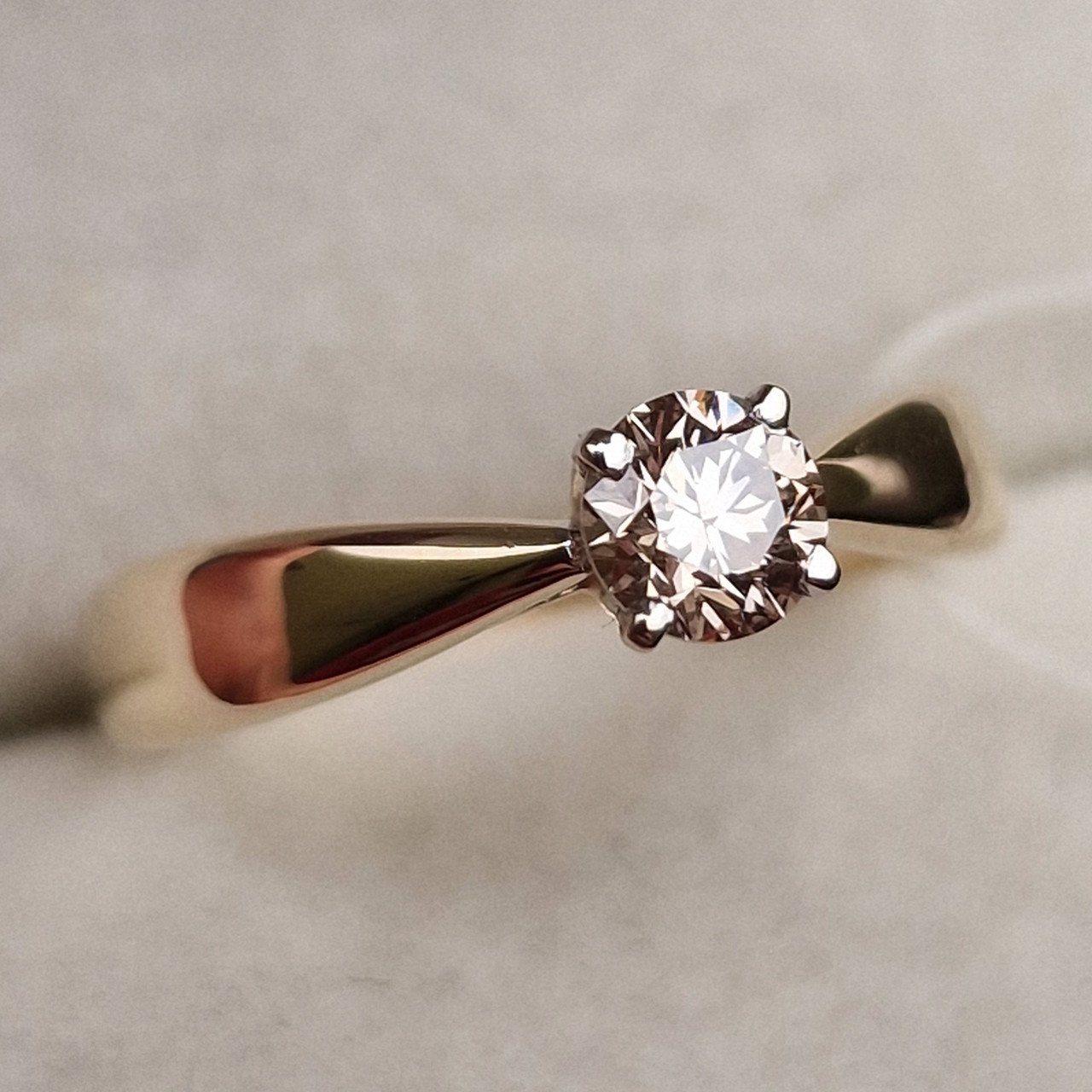 Кольцо Deimantas 98703368 16,5р 3,22гр 0,43ct. купить,NaN