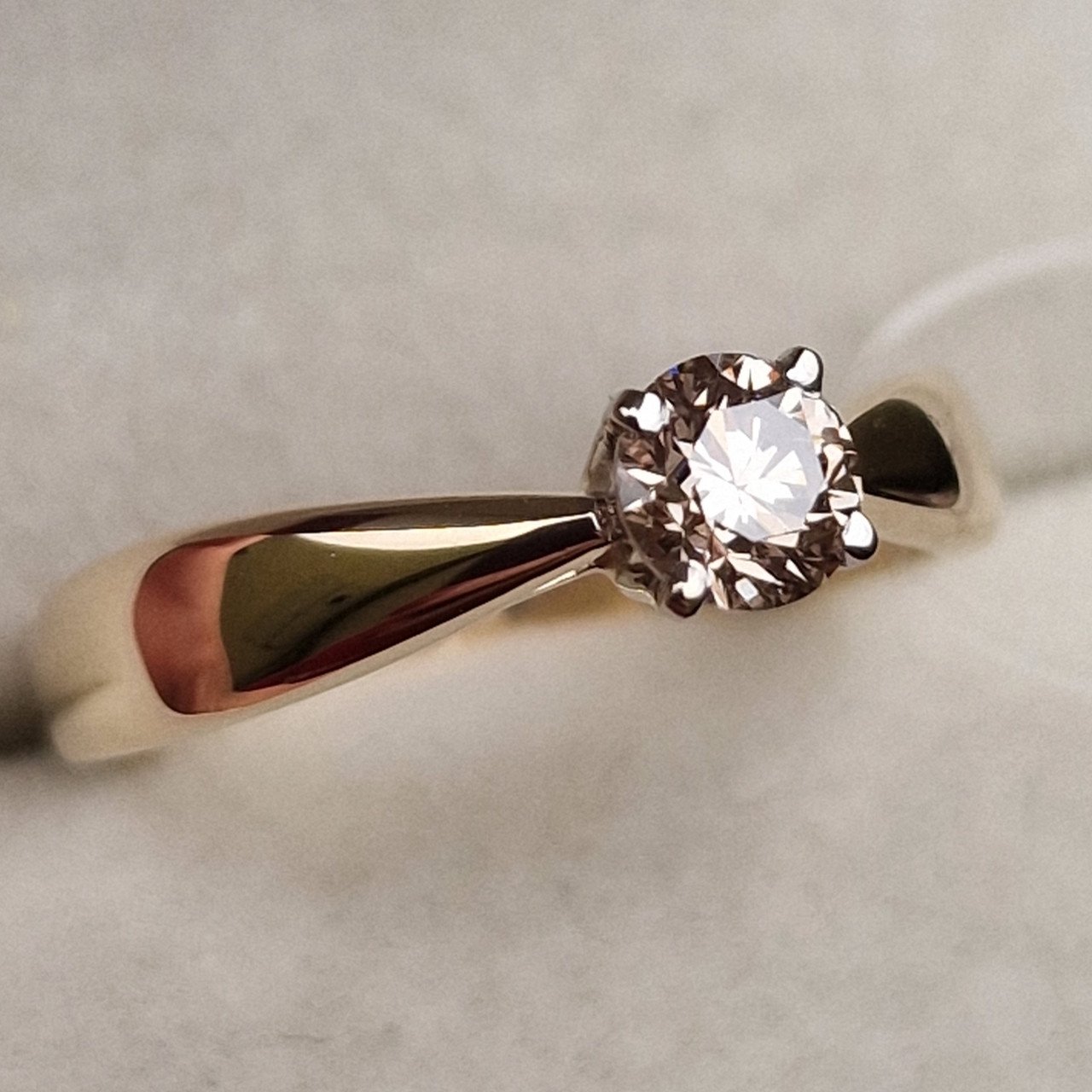Кольцо Deimantas 98703368 16,5р 3,22гр 0,43ct. купить,NaN