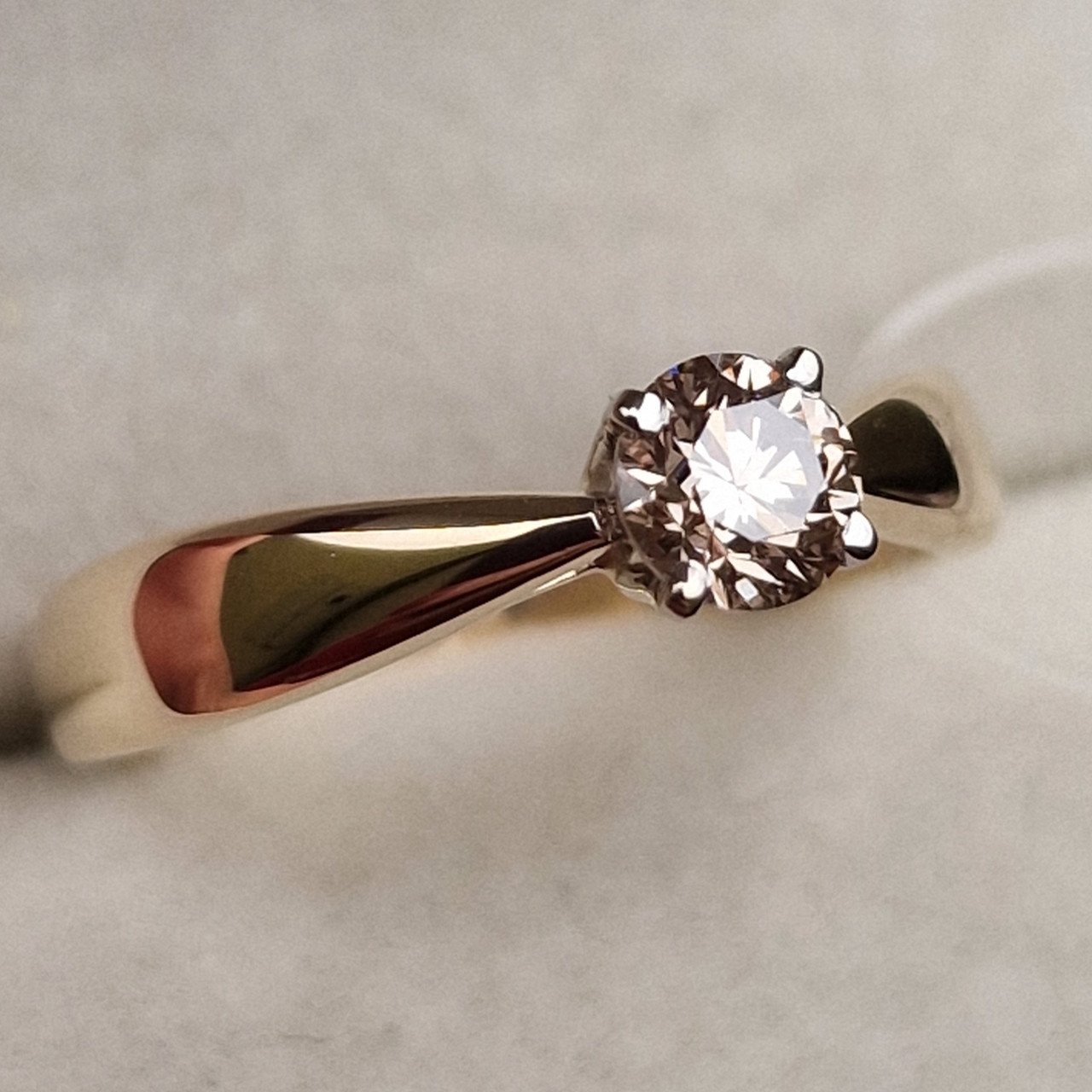 Кольцо Deimantas 98703368 16,5р 3,22гр 0,43ct. купить,NaN