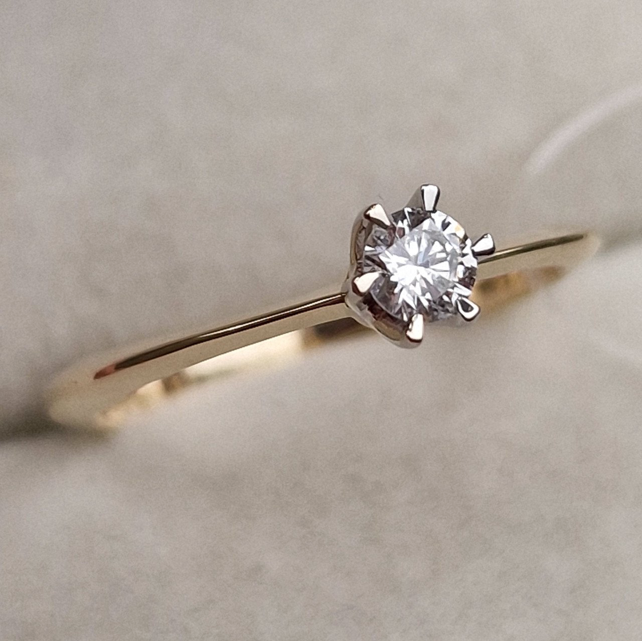Кольцо Deimantas 98703370 16,5р 1,78гр 0,15ct. купить,NaN