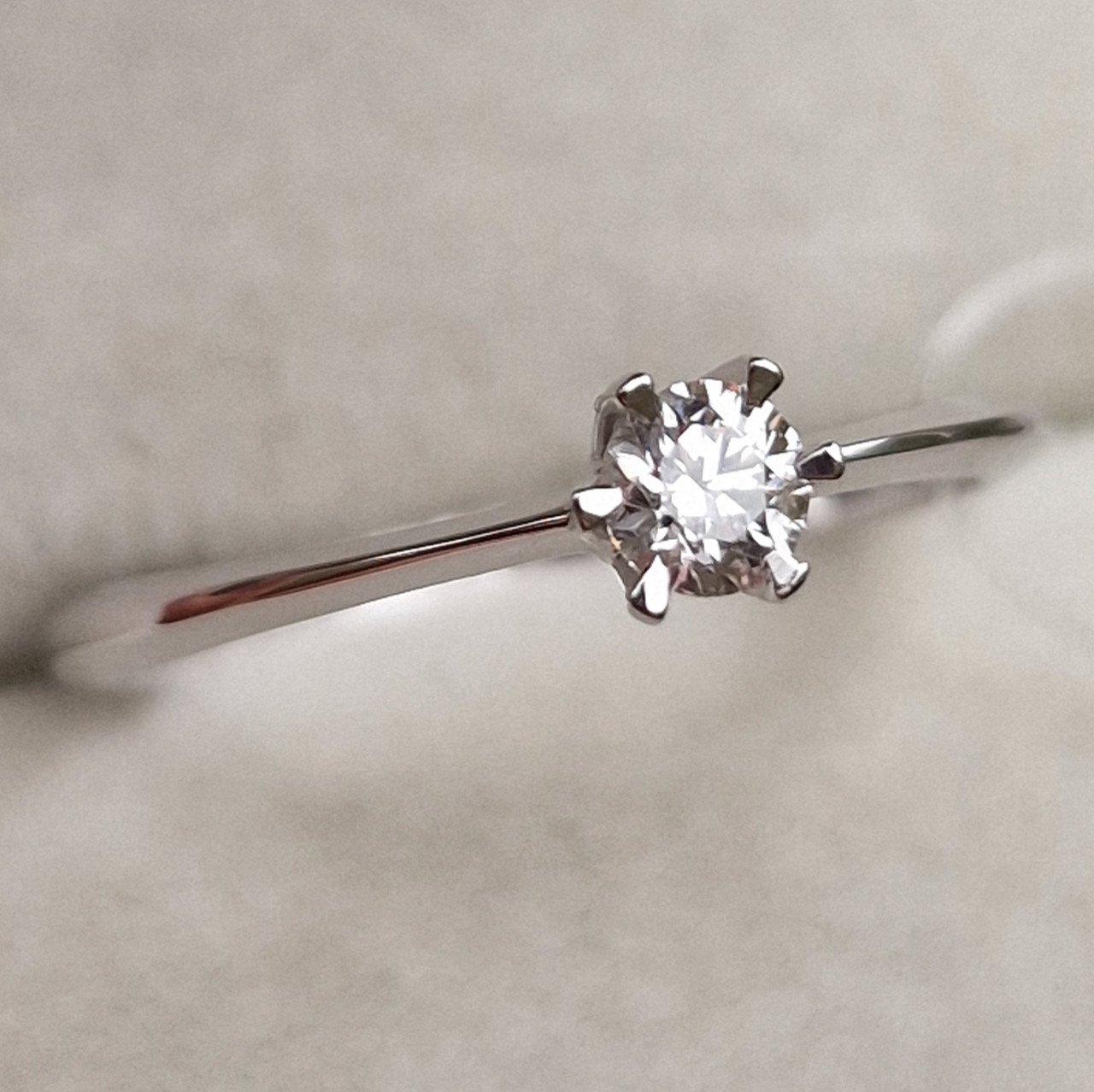 Кольцо Deimantas 98703372 16,5р 1,76гр 0,17ct. купить,NaN