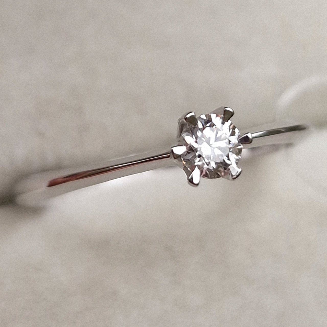 Кольцо Deimantas 98703372 16,5р 1,76гр 0,17ct. купить,NaN