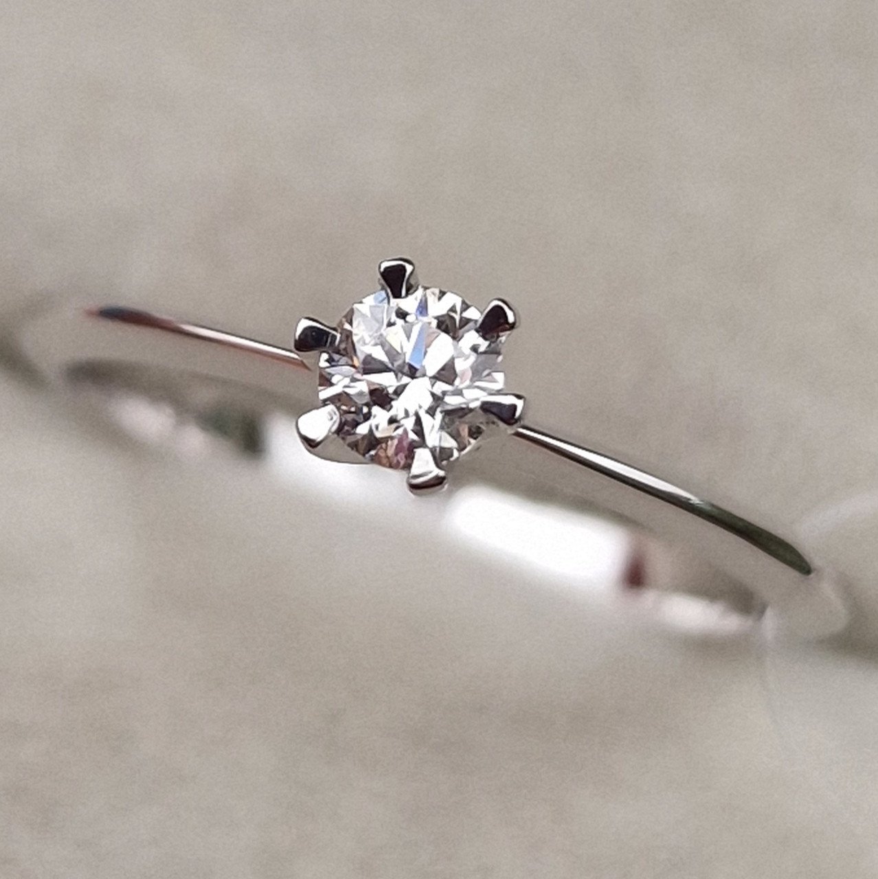 Кольцо Deimantas 98703372 16,5р 1,76гр 0,17ct. купить,NaN