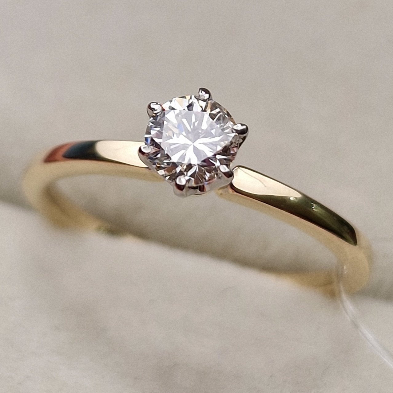 Кольцо Deimantas 98703376 17р 2,03гр 0,40ct. купить,NaN
