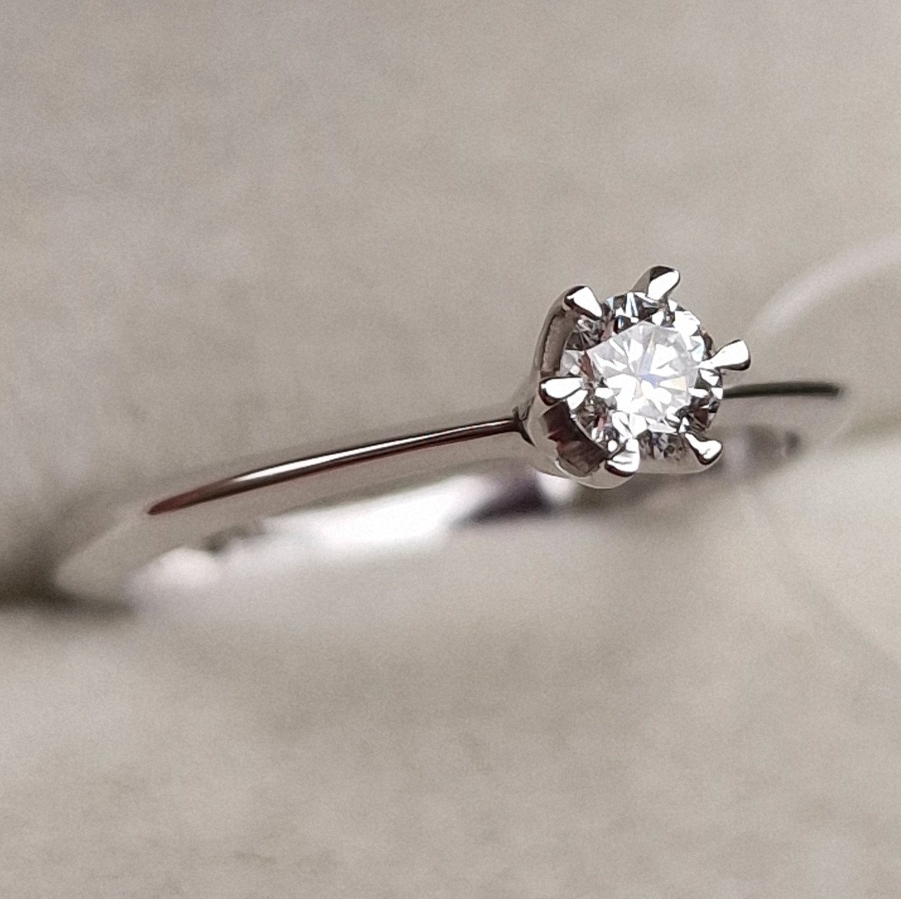 Кольцо Deimantas 98703371 16,5р 1,79гр 0,16ct. купить,NaN