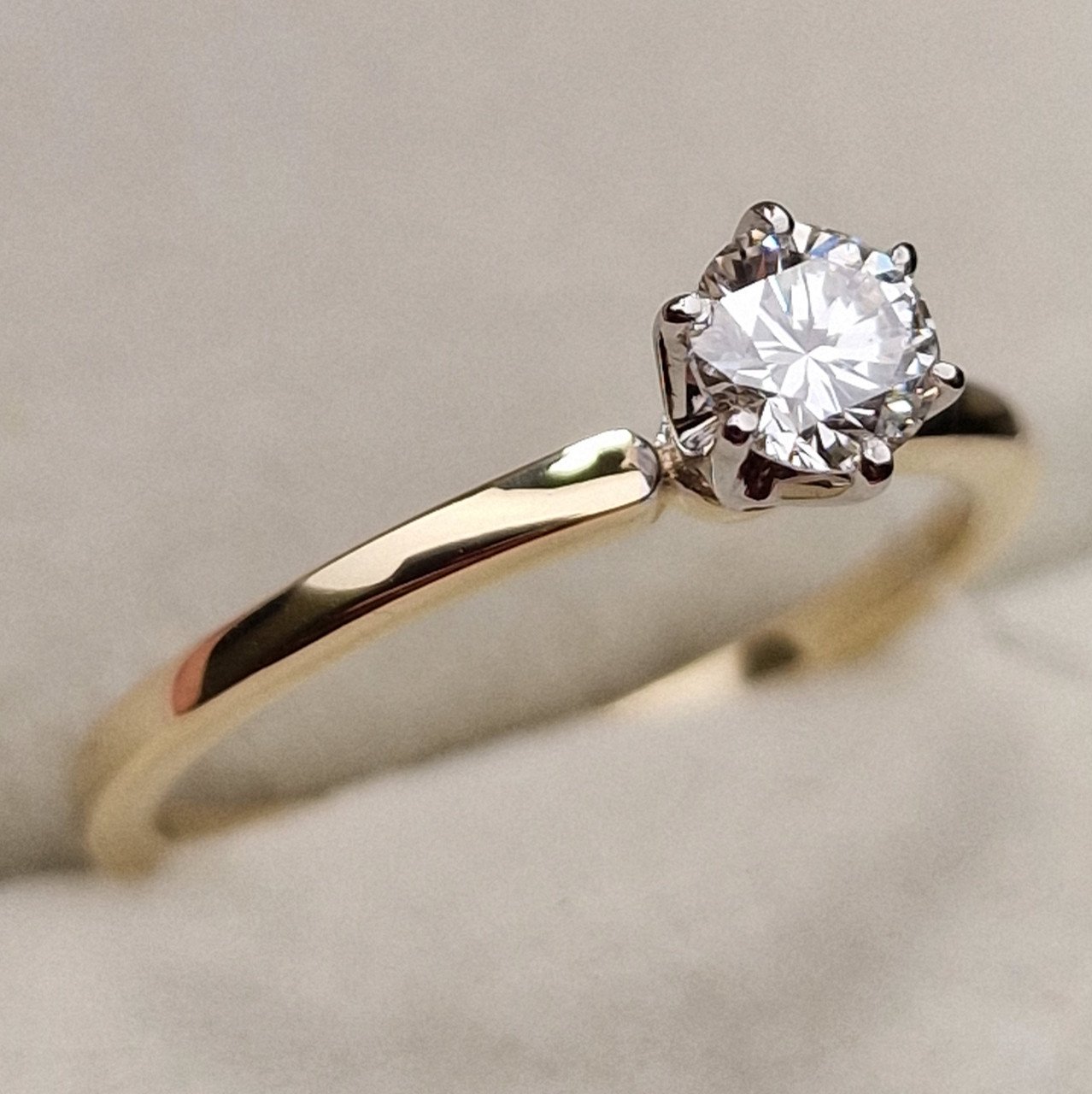 Кольцо Deimantas 98703376 17р 2,03гр 0,40ct. купить,NaN
