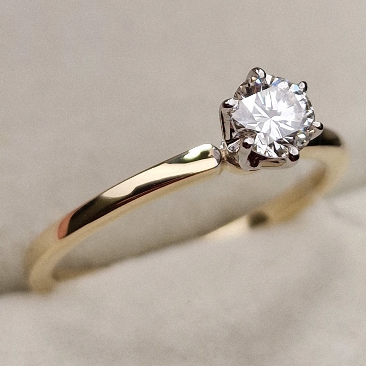 Кольцо Deimantas 98703376 17р 2,03гр 0,40ct. купить,NaN