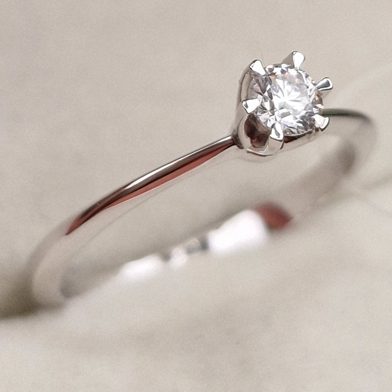 Кольцо Deimantas 98703372 16,5р 1,76гр 0,17ct. купить,NaN