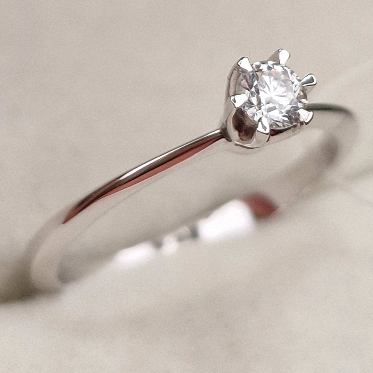 Кольцо Deimantas 98703372 16,5р 1,76гр 0,17ct. купить,NaN