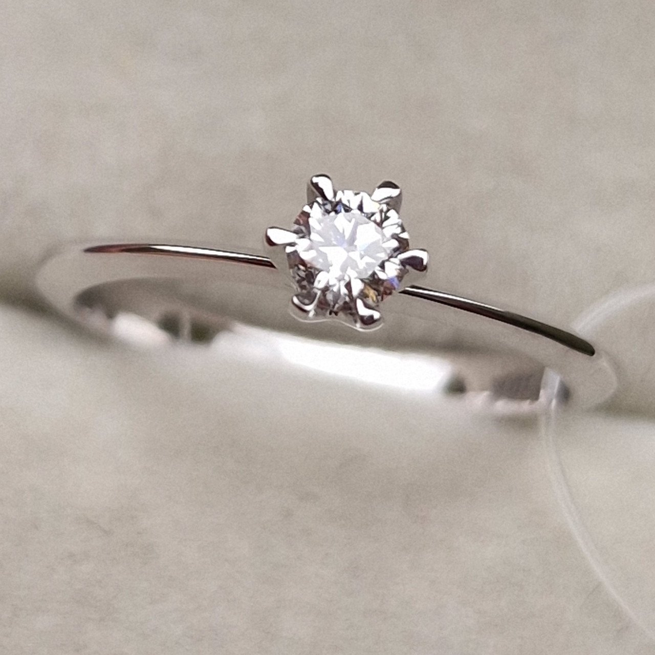 Кольцо Deimantas 98703371 16,5р 1,79гр 0,16ct. купить,NaN