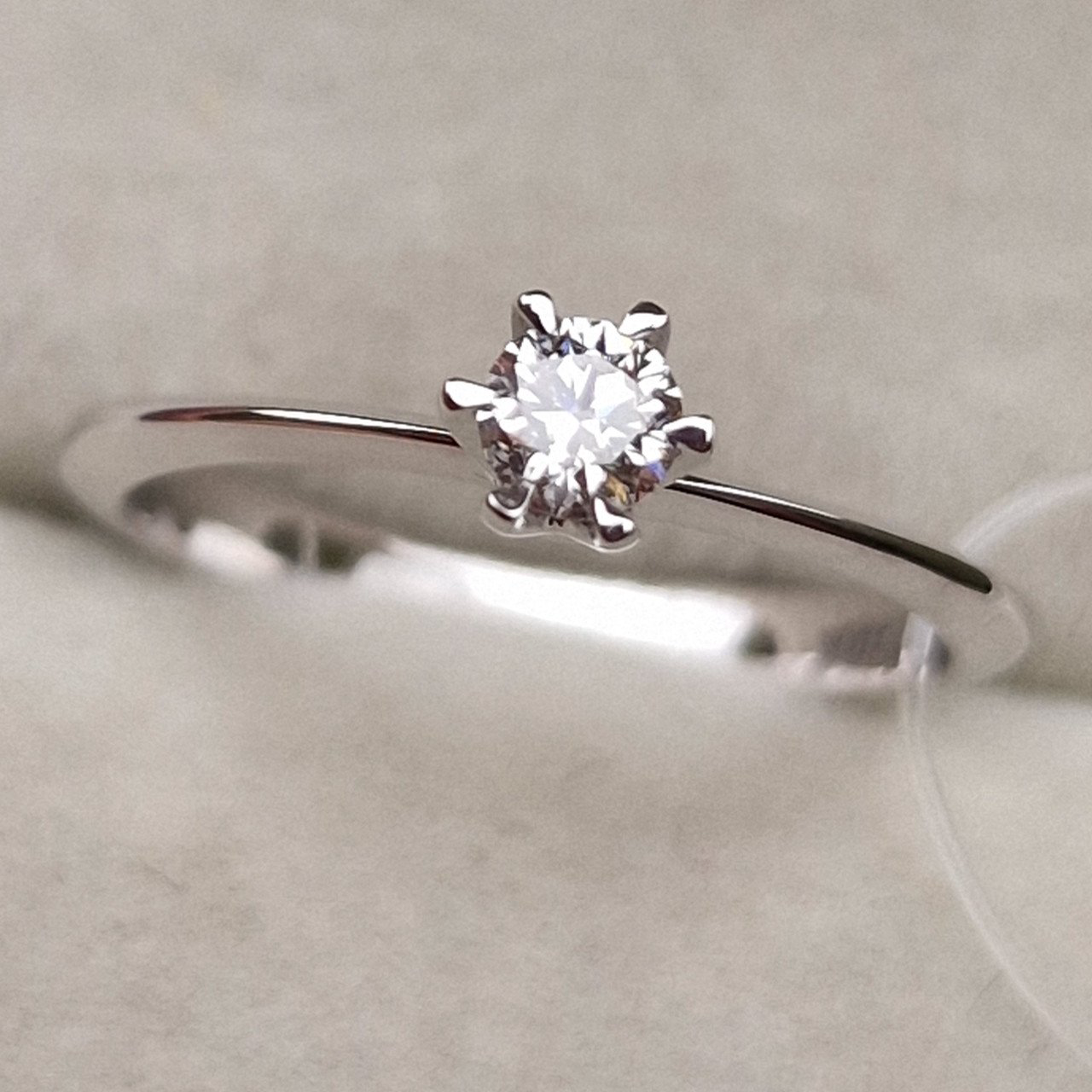 Кольцо Deimantas 98703371 16,5р 1,79гр 0,16ct. купить,NaN