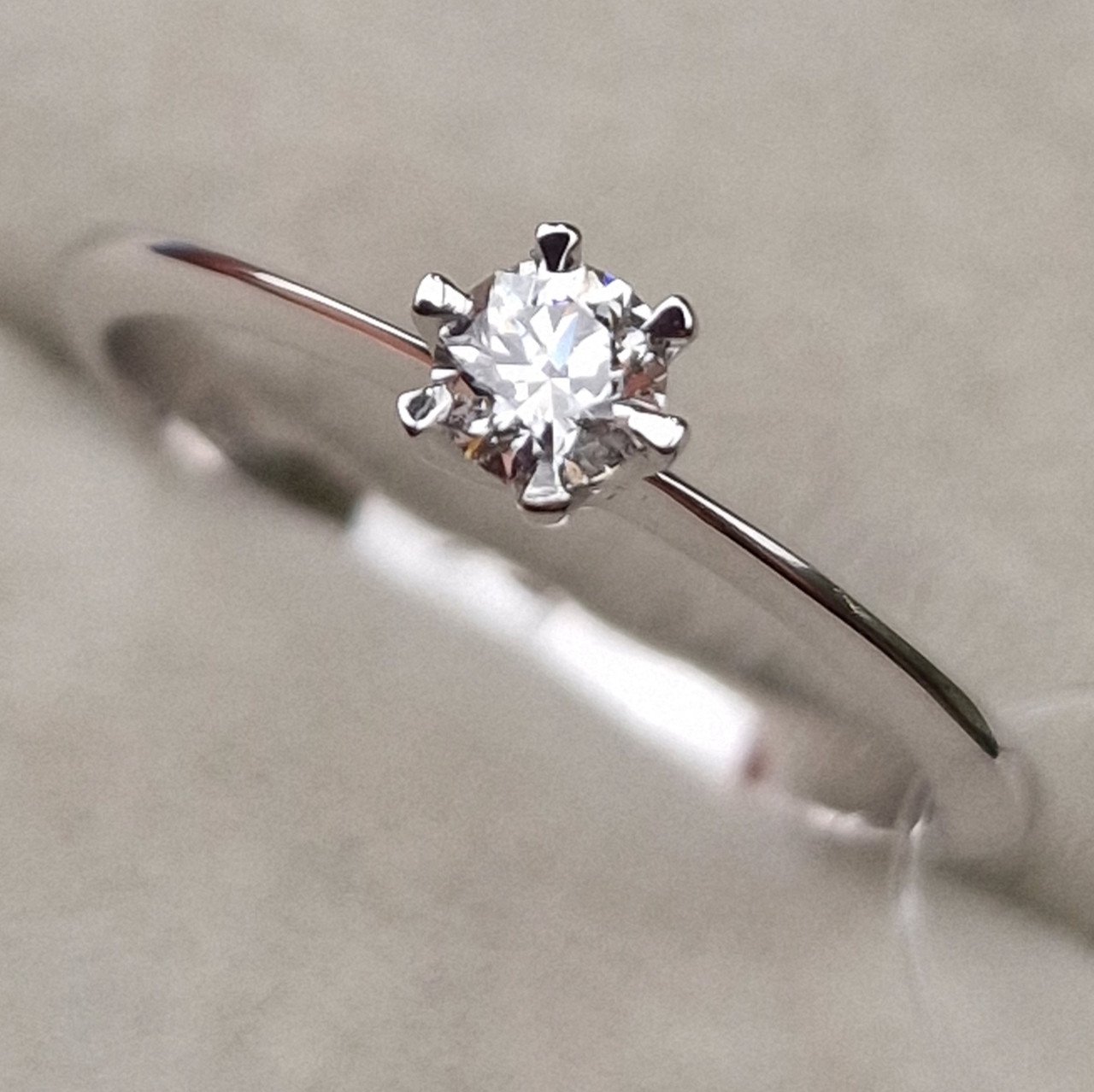 Кольцо Deimantas 98703372 16,5р 1,76гр 0,17ct. купить,NaN