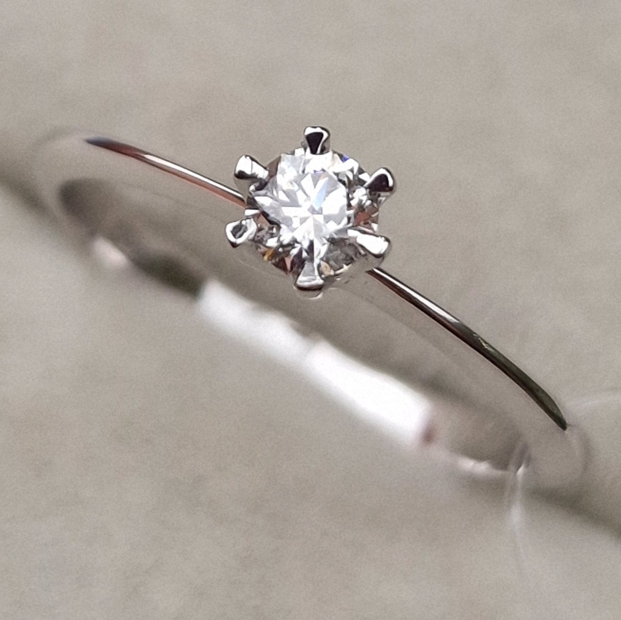 Кольцо Deimantas 98703372 16,5р 1,76гр 0,17ct. купить,NaN