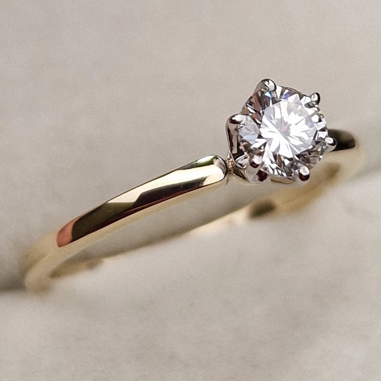 Кольцо Deimantas 98703376 17р 2,03гр 0,40ct. купить,NaN