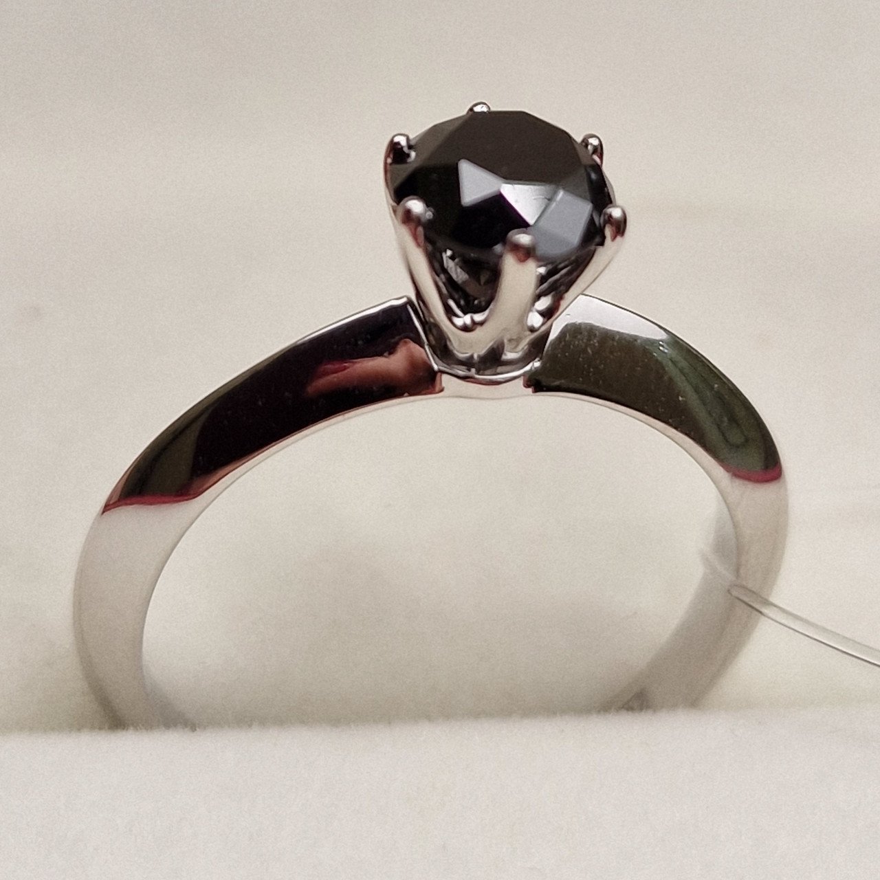 Кольцо Deimantas 98703375 17р 2,66гр 1,02ct. купить,NaN