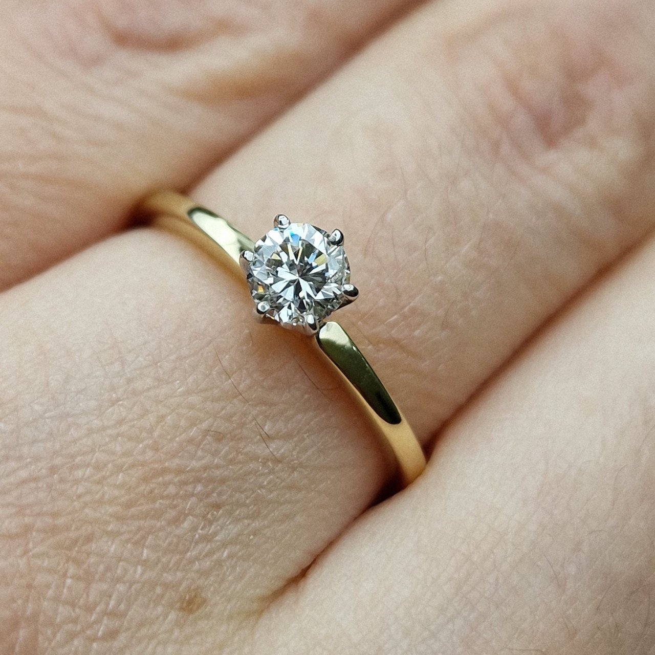 Кольцо Deimantas 98703376 17р 2,03гр 0,40ct. купить,NaN