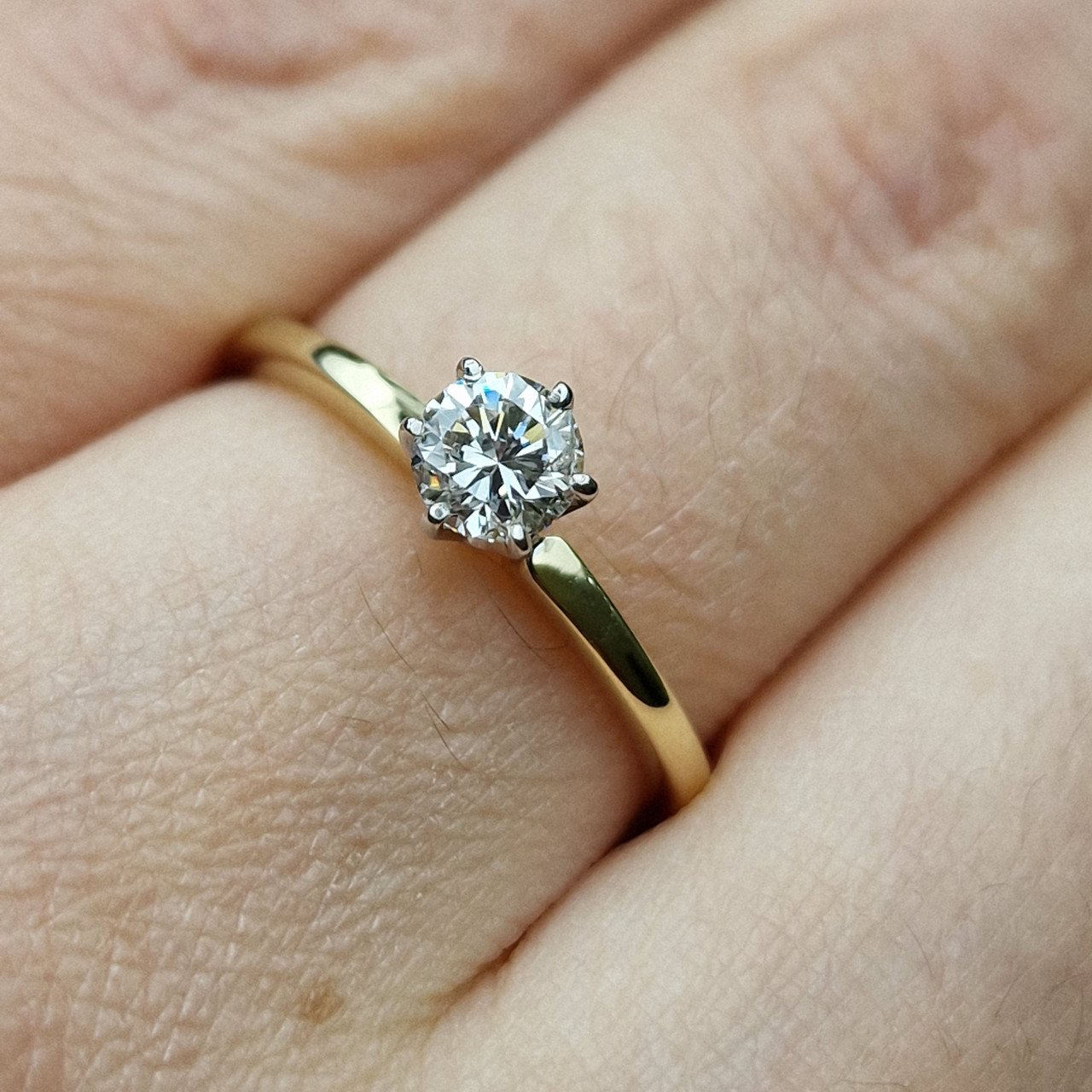 Кольцо Deimantas 98703376 17р 2,03гр 0,40ct. купить,NaN