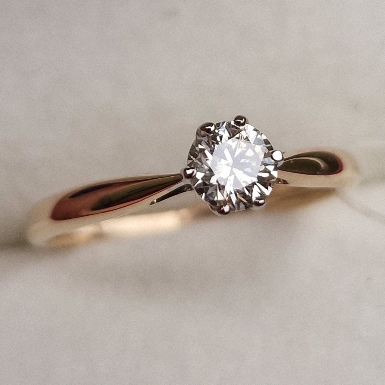 Кольцо Deimantas 98703381 16,5р 1,41гр 0,35ct. купить,NaN