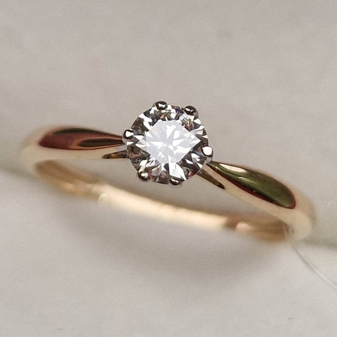 Кольцо Deimantas 98703381 16,5р 1,41гр 0,35ct. купить,NaN