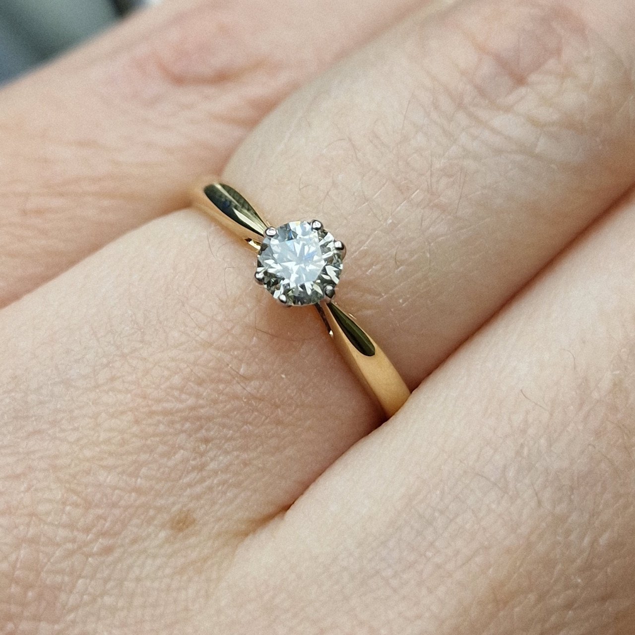Кольцо Deimantas 98703381 16,5р 1,41гр 0,35ct. купить,NaN