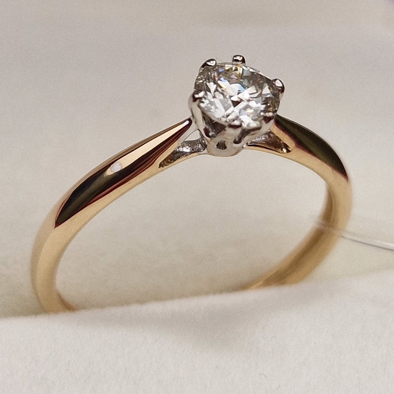 Кольцо Deimantas 98703381 16,5р 1,41гр 0,35ct. купить,NaN