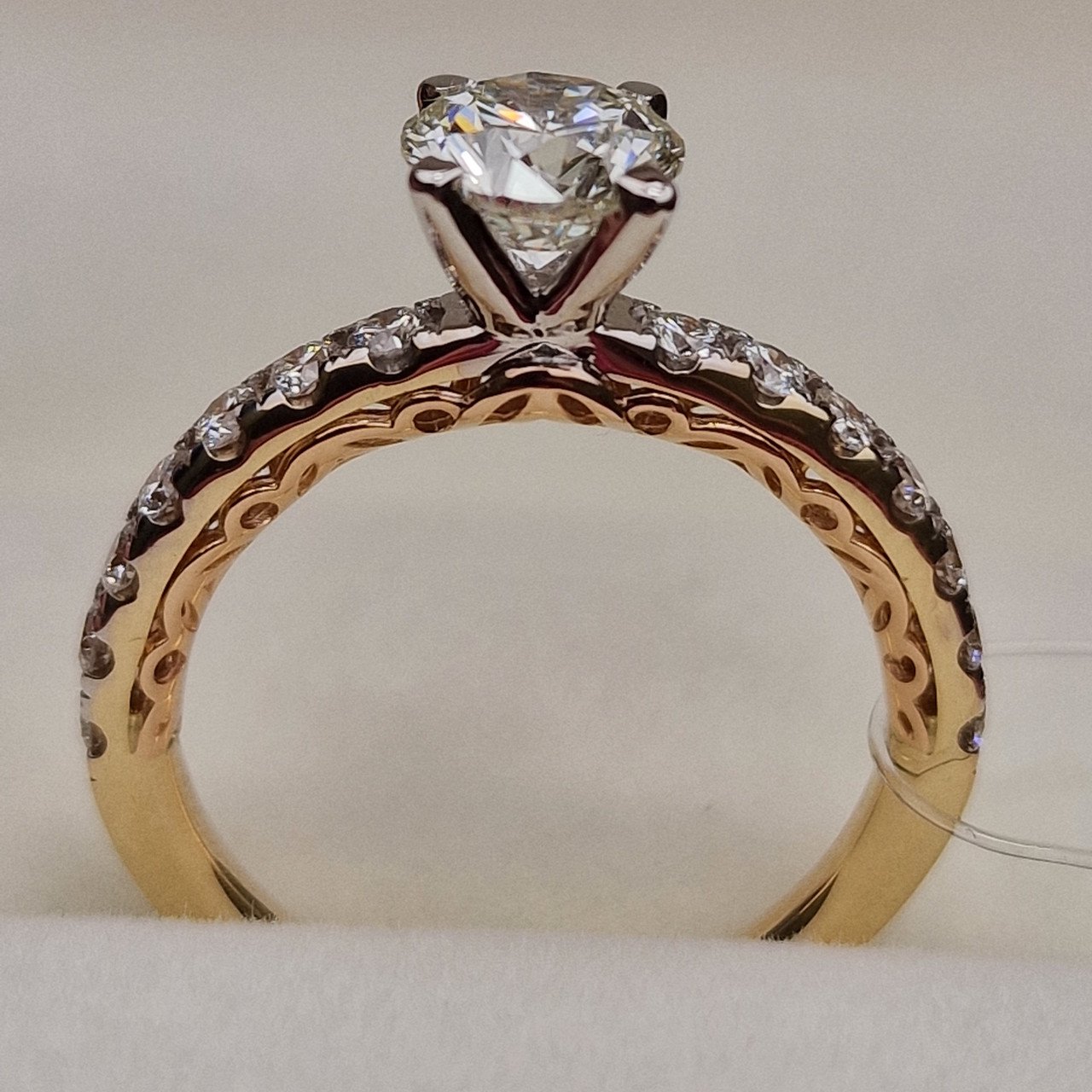 Кольцо Deimantas 98828290 17р 3,4гр 1,46ct. купить,NaN