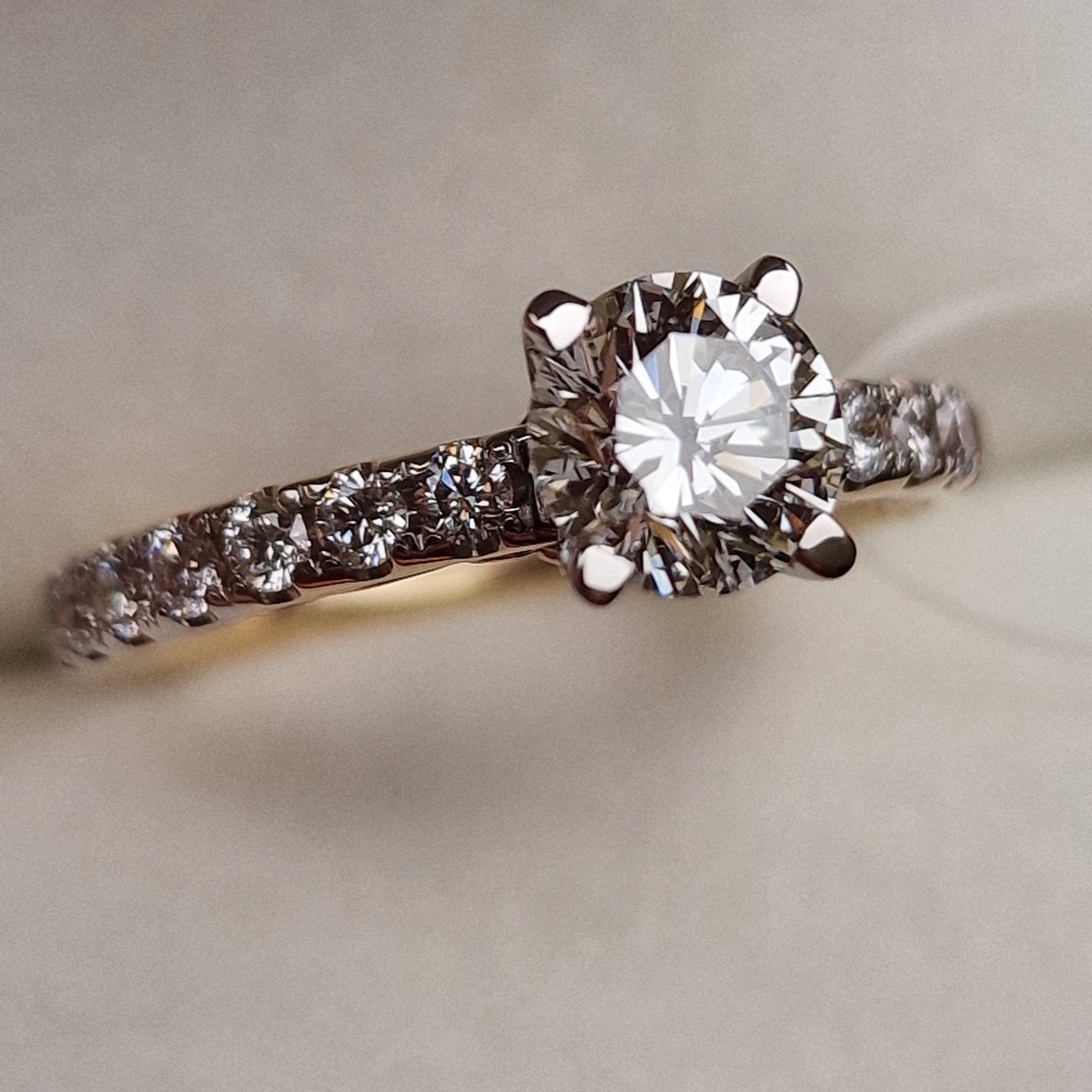 Кольцо Deimantas 98828290 17р 3,4гр 1,46ct. купить,NaN