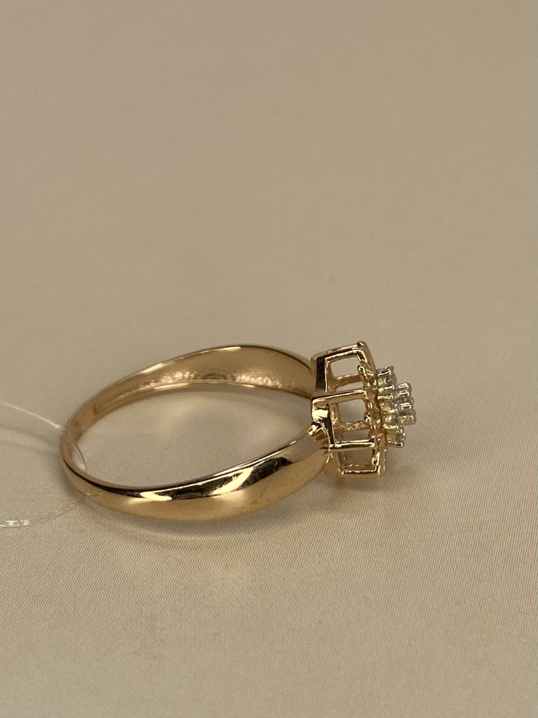 Crystal Diamond Exclusive вес 4.57 г золото, фианит купить,NaN