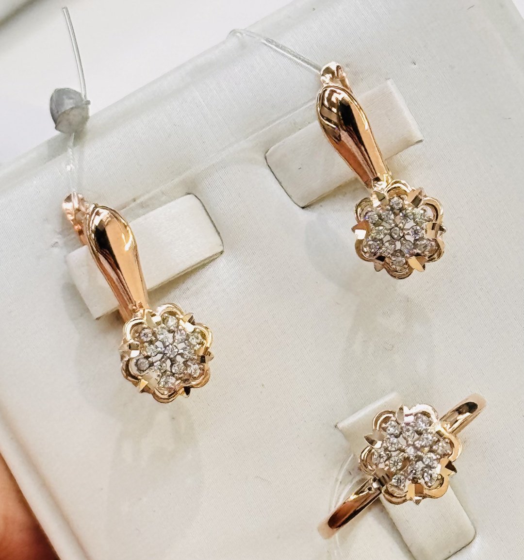 Exclusive Gold Aij244 вес 4.26 г золото, фианит купить,316699.99999999994