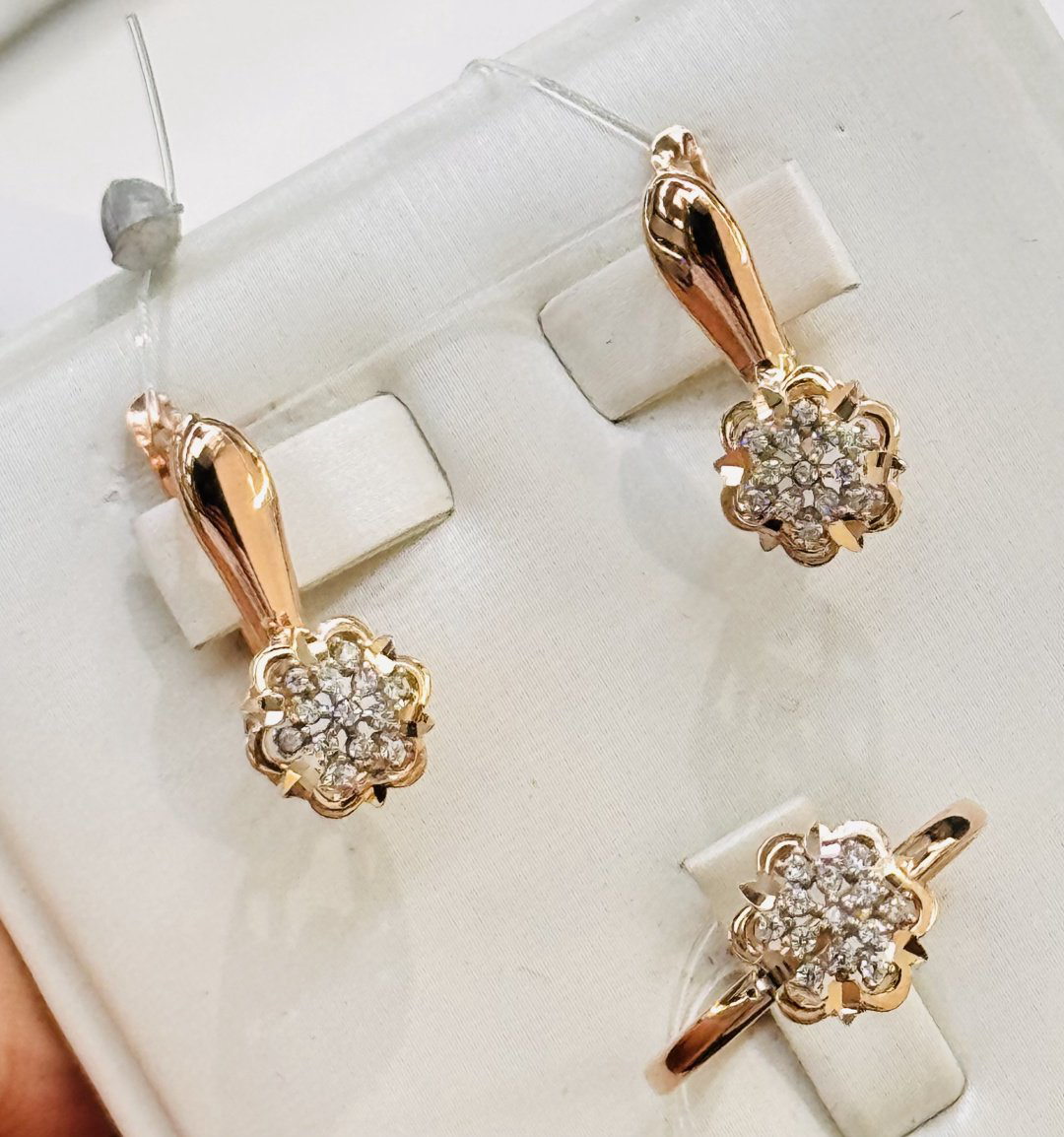 Exclusive Gold Aij244 вес 4.26 г золото, фианит купить,316699.99999999994
