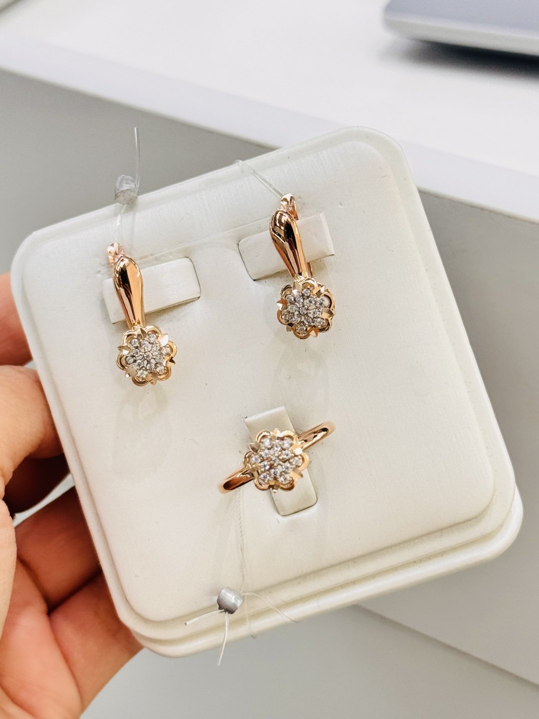Exclusive Gold Aij244 вес 4.26 г золото, фианит купить,316699.99999999994