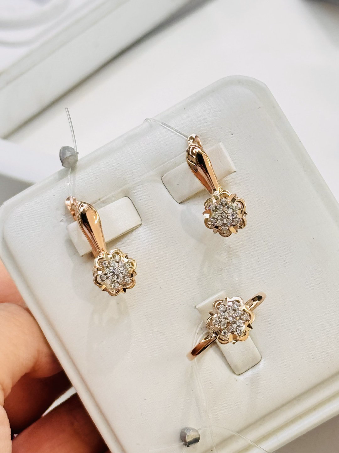 Exclusive Gold Aij244 вес 4.26 г золото, фианит купить,316699.99999999994