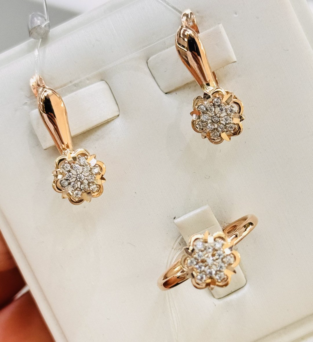 Exclusive Gold Aij244 вес 4.26 г золото, фианит купить,316699.99999999994