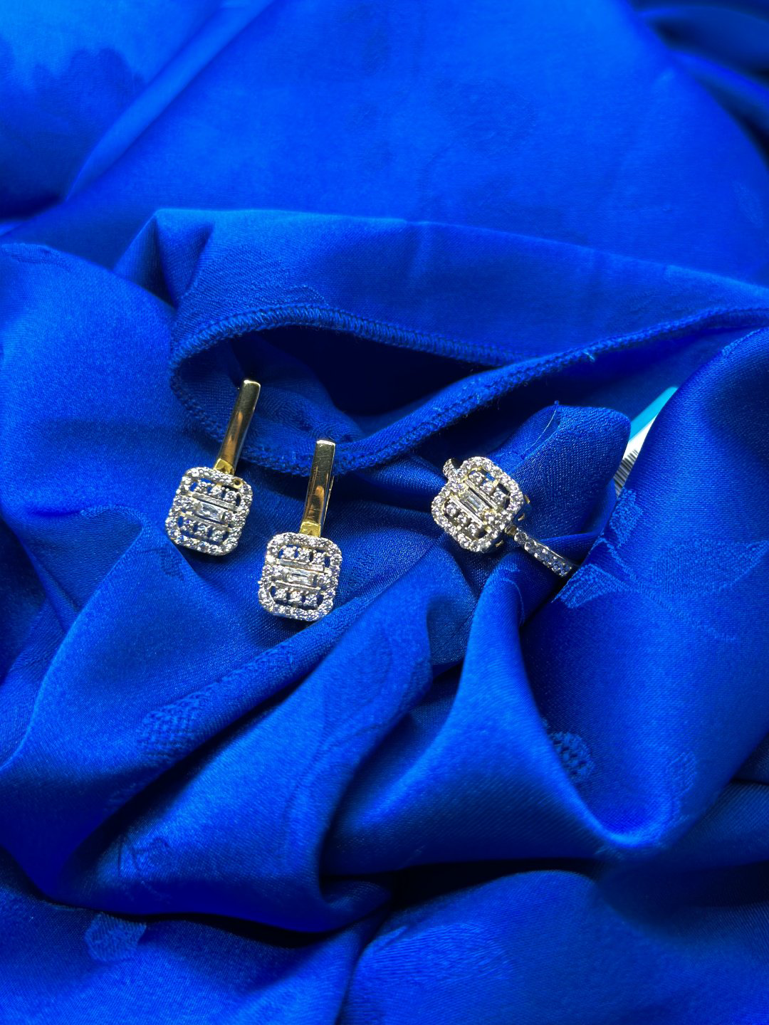 Zhanar Gold Комплект золото багет алтын комплект багет вес 6.44 г золото, цирконий купить,479450.00000000006