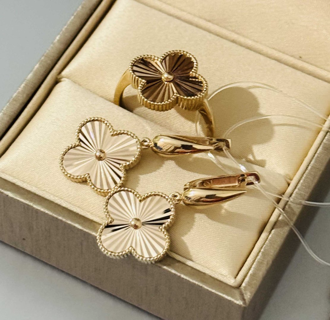 Exclusive Gold Aij340 вес 7.25 г золото, без вставок купить,540200