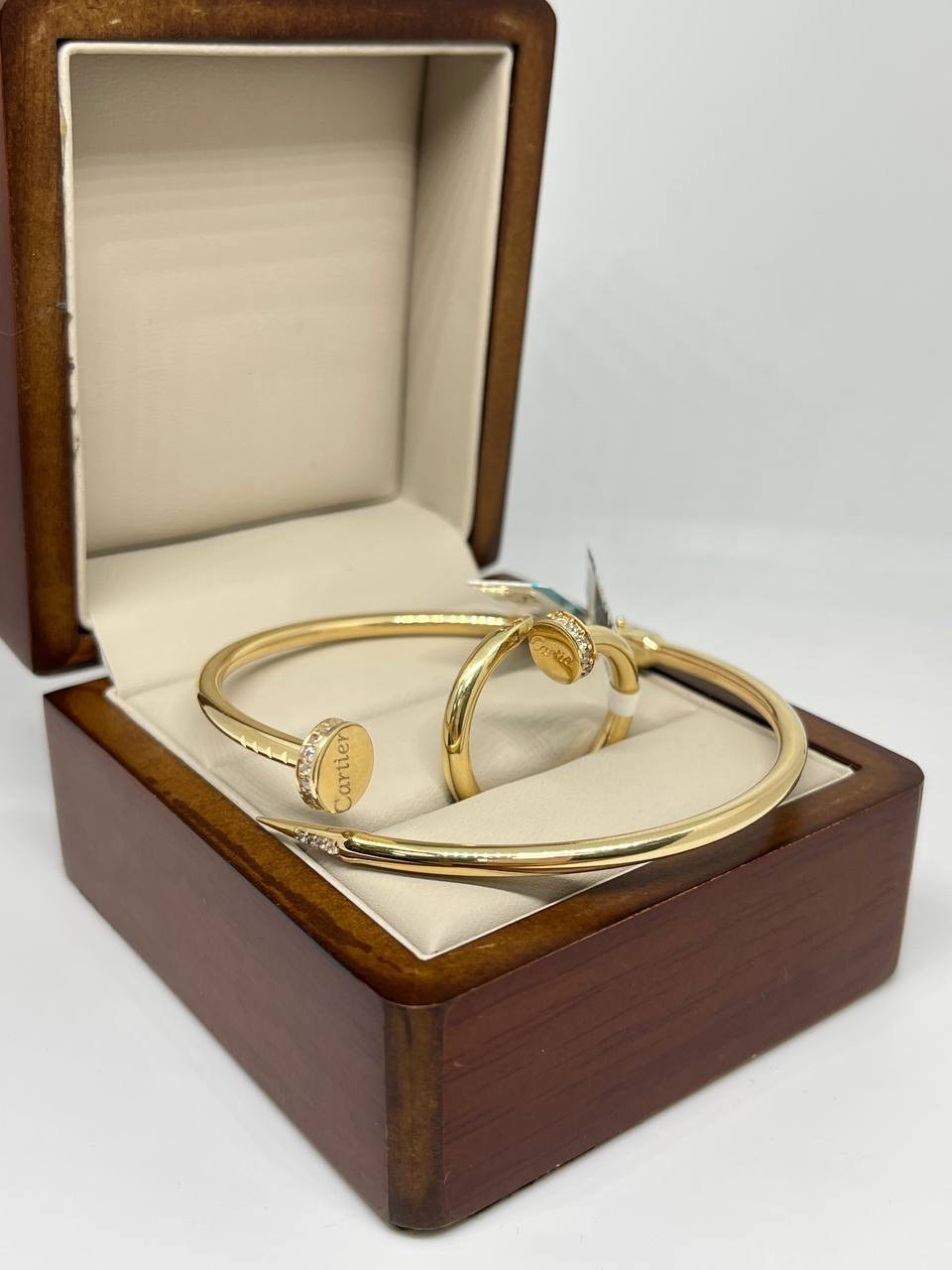 Exclusive Gold Aij94 вес 10.3 г золото, без вставок купить,769700