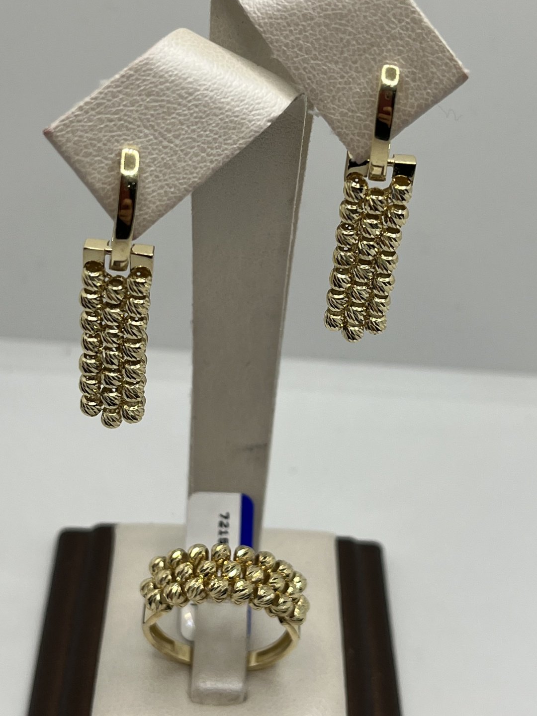 Timuchin Gold LA1986/380 вес 9.15 г золото, без вставок купить,NaN
