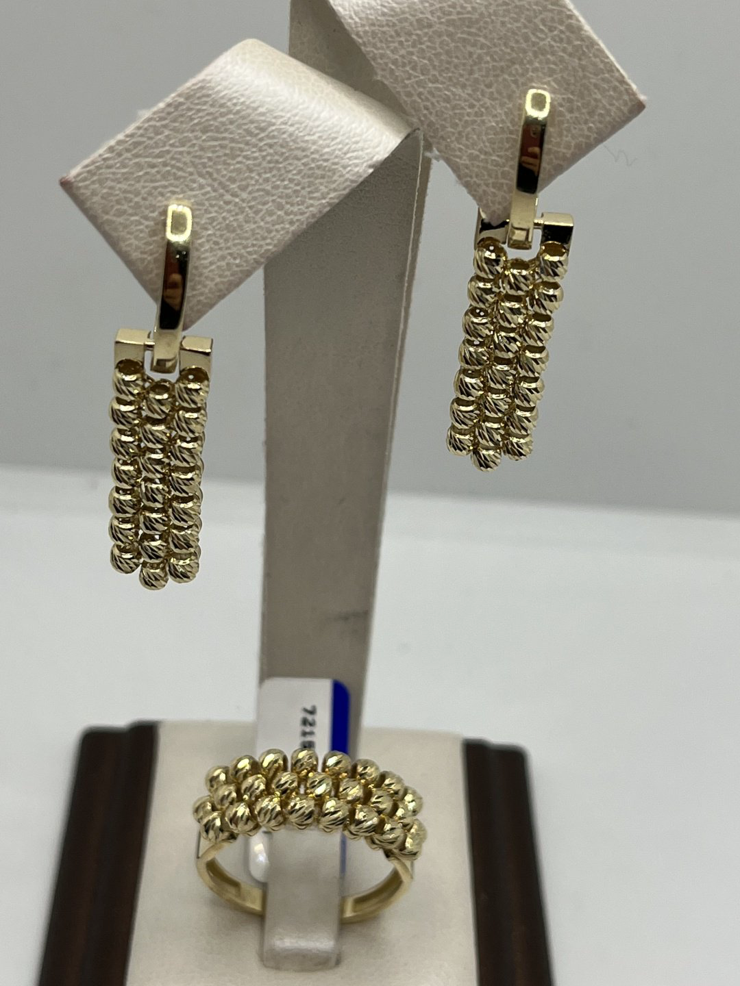 Timuchin Gold LA1986/380 вес 9.15 г золото, без вставок купить,NaN