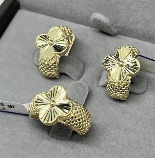 Exclusive Gold Aij240 вес 7.43 г золото, без вставок купить,555200