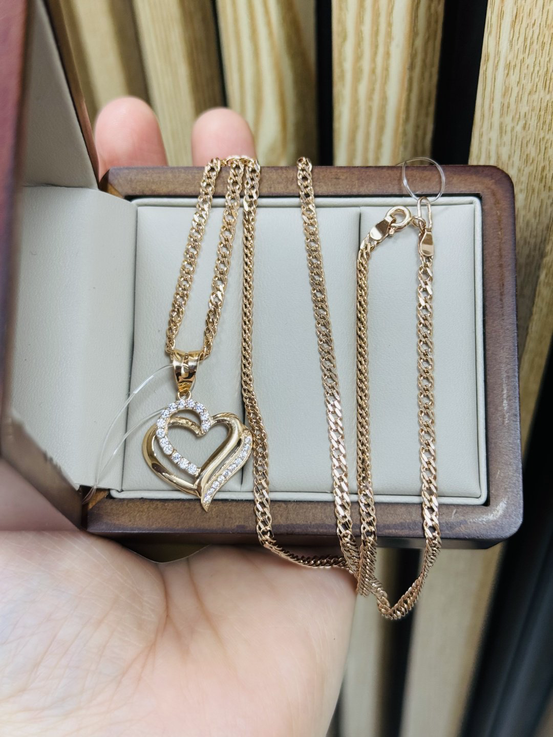 Exclusive Gold Aij10 вес 5.96 г золото, без вставок купить,444950.00000000006