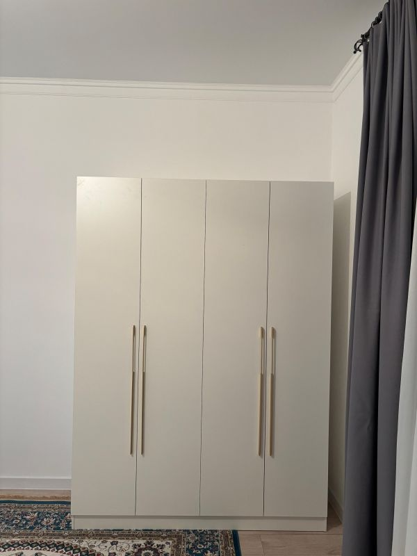 Шкаф Rich Home Скарлет 4Д Белый 160x230х50 см купить,NaN