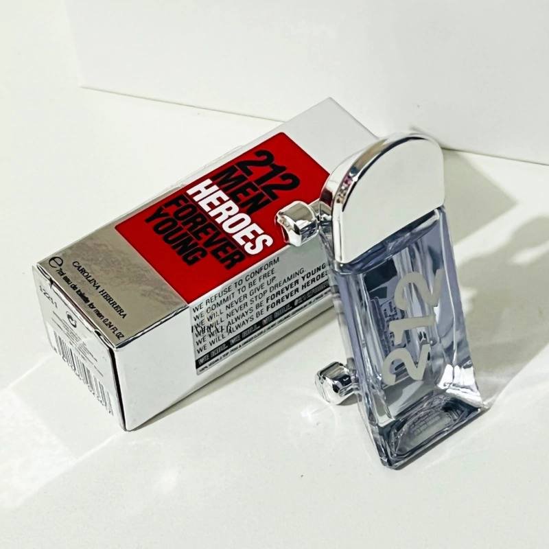 Carolina Herrera 212 Heroes Man туалетная вода EDT 7 мл, для мужчин купить,8790