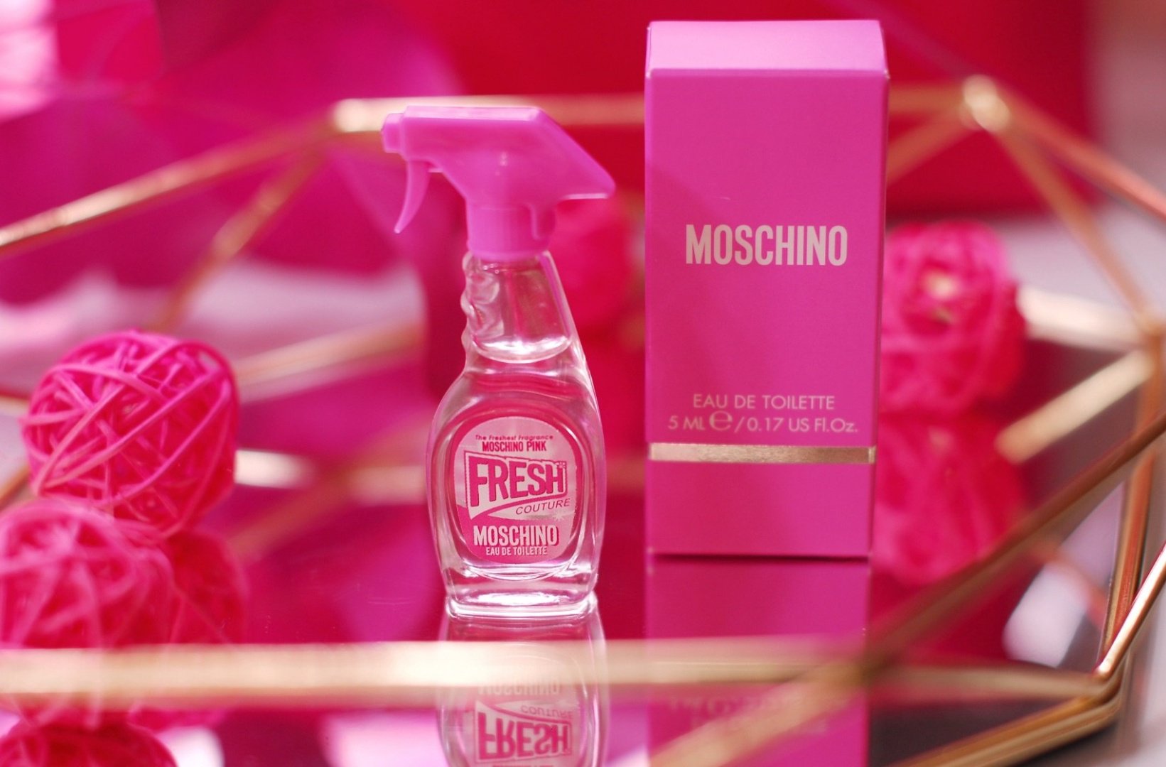 MOSCHINO Pink Fresh Couture туалетная вода EDT 5 мл, для женщин - ForteMarket MOSCHINO Pink Fresh Couture туалетная вода EDT 5 мл, для женщин купить,7590