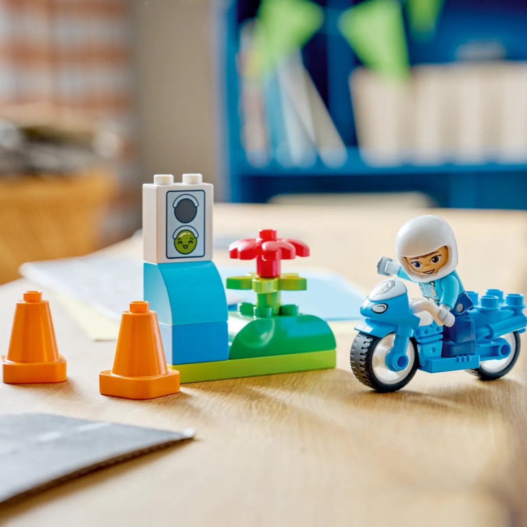 Конструктор LEGO Duplo Синий полицейский мотоцикл 10471, деталей 11 шт купить,NaN