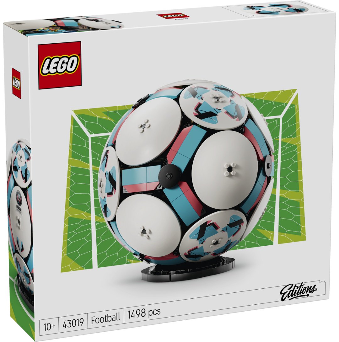 Конструктор LEGO Футбольный мяч 43019, деталей 1498 шт