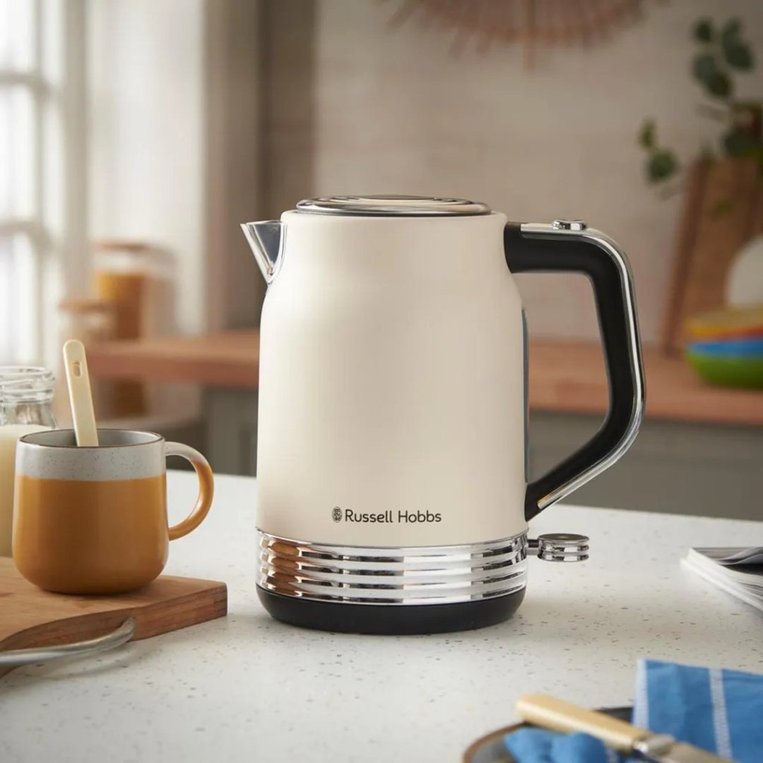 Электрочайник Russell Hobbs Hanley 28640-70 бежевый купить,38924