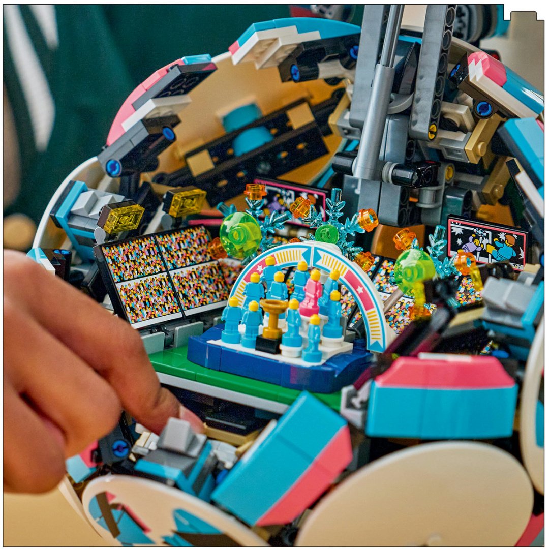 Конструктор LEGO Футбольный мяч 43019, деталей 1498 шт купить,89410